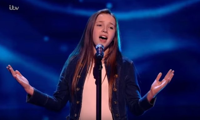 Album Review – Lucy Thomas: Premiere