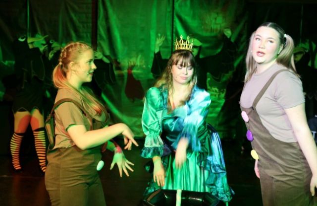 Hansel & Gretel — Gospel Oak School, Tipton — 25 January 2025